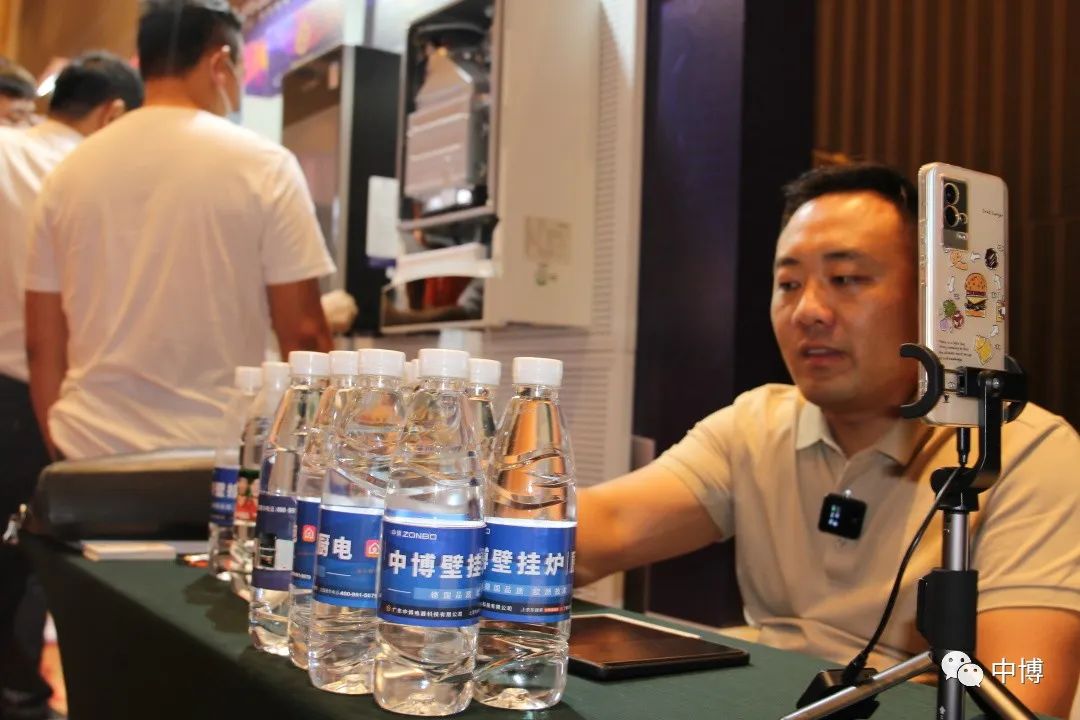 d0c0905eabe9c5189c4773bb8af36122.jpg